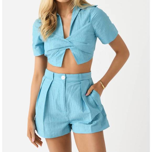 NEW MATTHEW BRUCH cropped collared twist top in blue crinkle